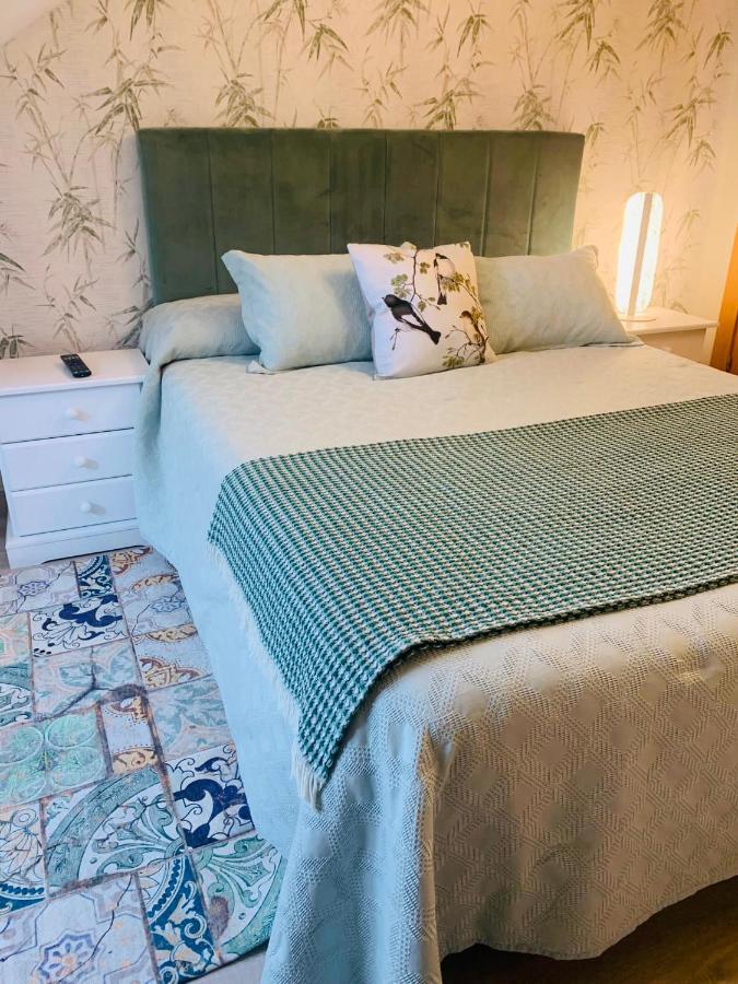Apartamento Sofia ทอร์เดซียัส ภายนอก รูปภาพ